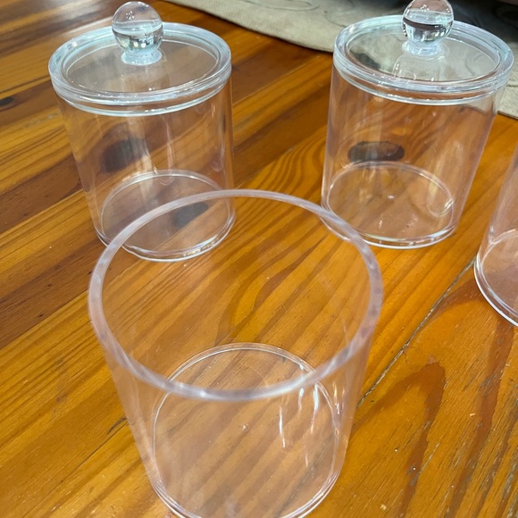 Set of 4 Clear Bathroom Organizers - Picture 3 of 4